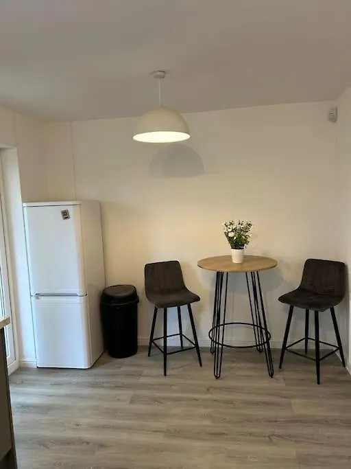 Kiveton Park Fresh, Fully Equipped Modern House Can Sleep 5 0*, Kiveton Park בריטניה